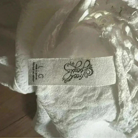 FREE PEOPLE Ivory Ecru Cutout Peplum V Neck Jacquard Top - Picture 5 of 5